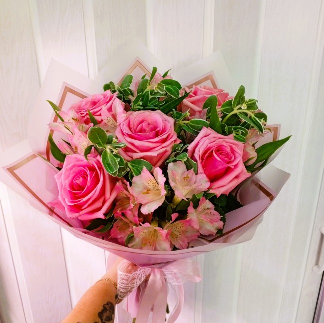 Букет цветов "Секрет" Букет цветов "Секрет"